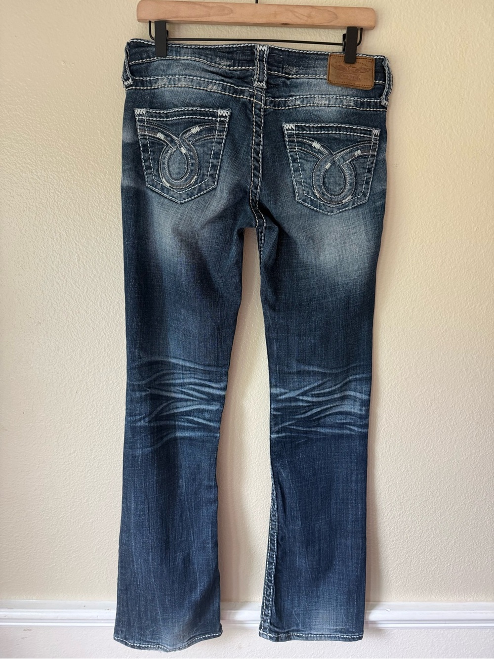 Big Star Women's Flare Jeans in Faded Blue Wash - Picture 6 of 8